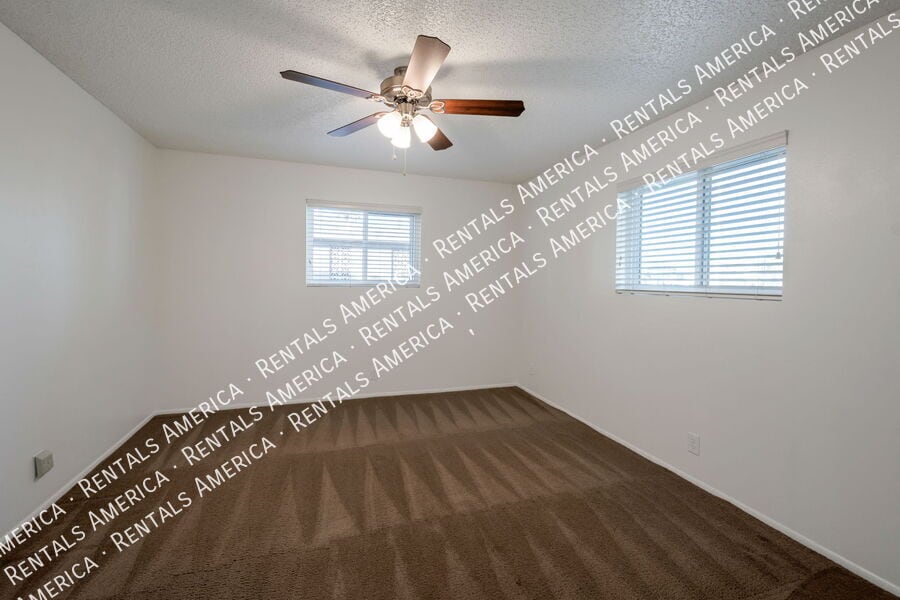 Building Photo - 626 N 62nd St