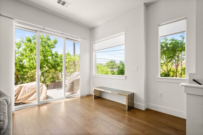 Building Photo - 505 Tillery St