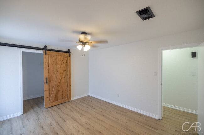 Building Photo - 3610 Purdue Ln