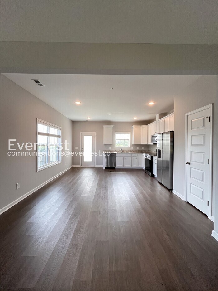 Building Photo - 1309 Ventura Ln