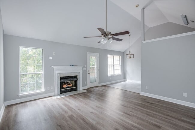 Building Photo - 1449 Brighton Cir