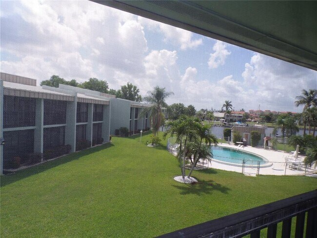 Building Photo - 1461 Aqui Esta Dr