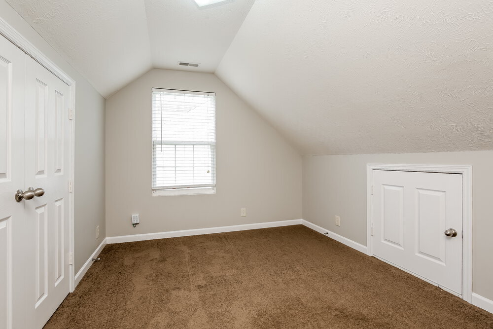 Building Photo - 1440 Westview Dr