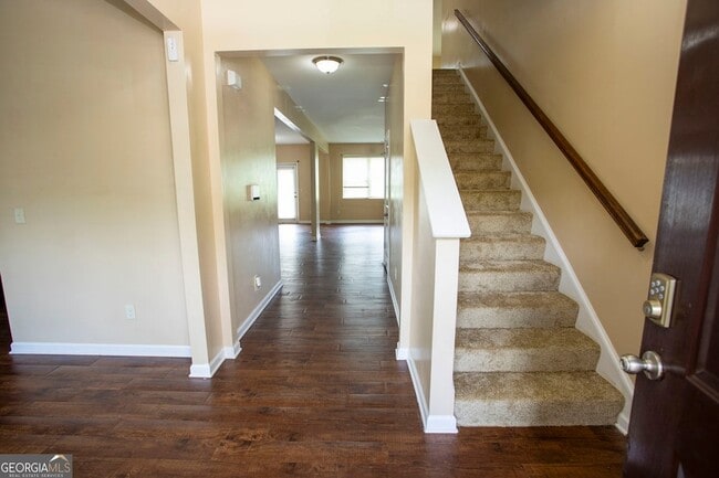 Building Photo - 141 Westin Way