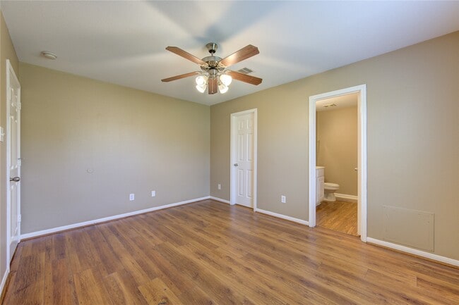 Building Photo - 6814 Manor Terrace Ln