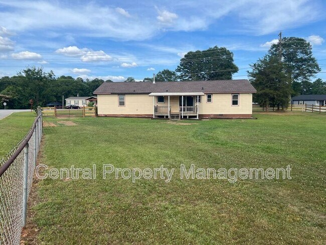 Building Photo - 506 Duncan Reidville Rd