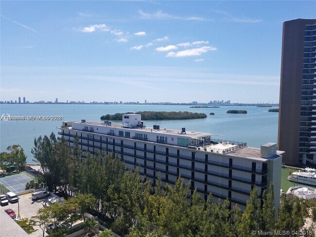 Building Photo - 780 NE 69th St