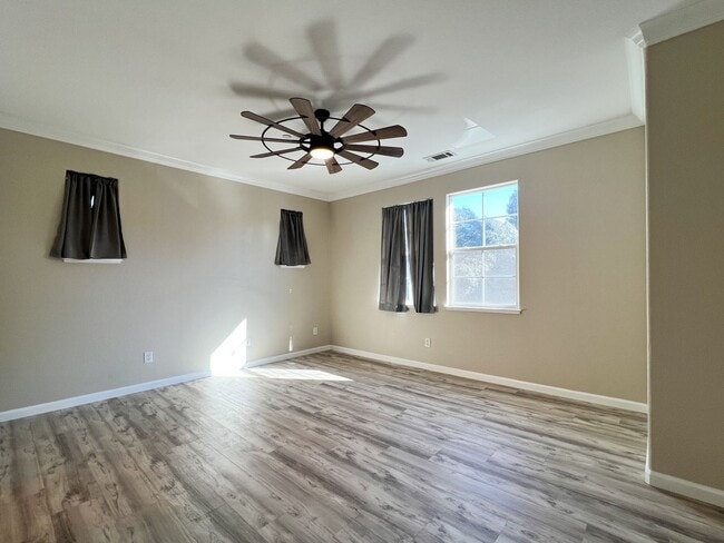 Building Photo - Updated Three Bedroom Home in South Napa