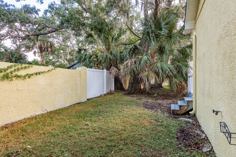 Building Photo - 406 S Bayview Blvd