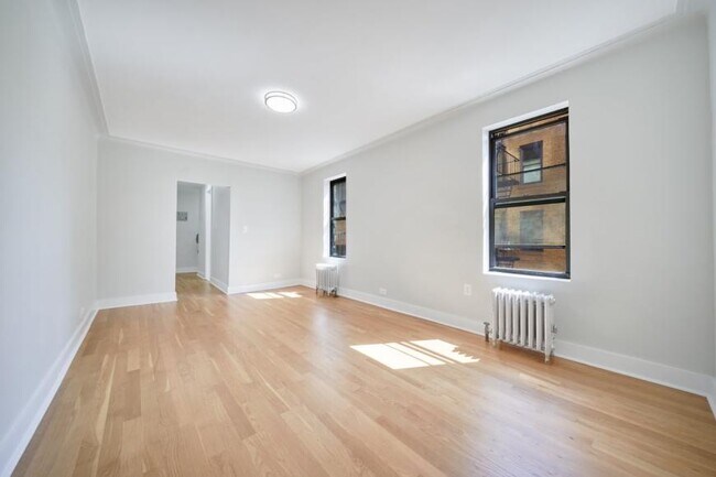 Building Photo - 0 bedroom in New York NY 10011