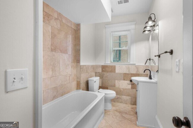 Building Photo - 360 Ponce De Leon Ave NE