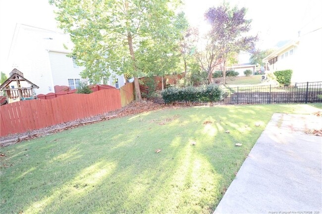 Building Photo - 406 Golden Harvest Loop
