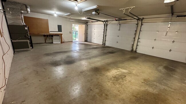 Building Photo - Cedar Mill, Gorgeous 3 bed 2.5 bath home. Walk through video