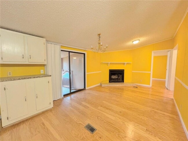 Building Photo - 319 Wages Rd