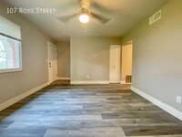 Building Photo - Spacious, Newly Renovated 2-Bedroom Townhome!