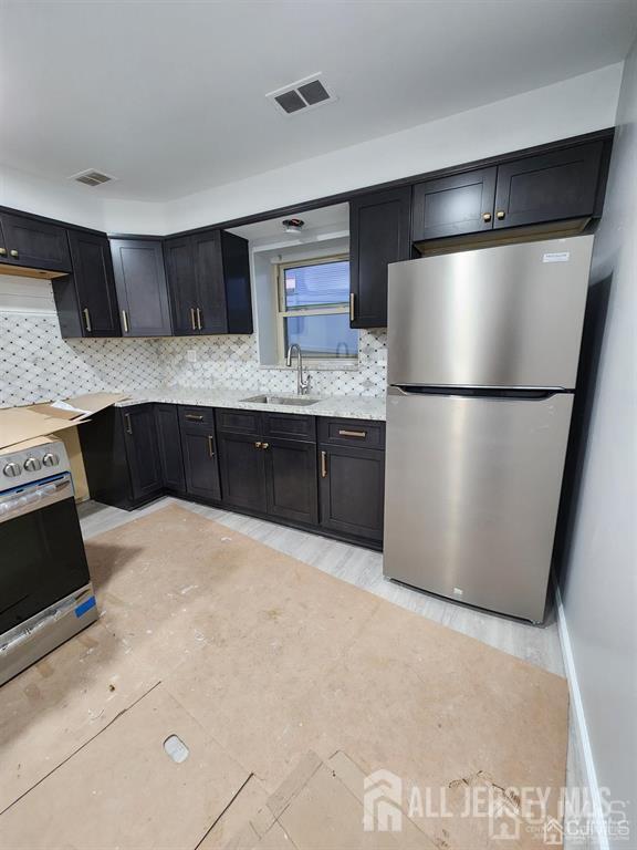 Building Photo - 24 Emmett Ave