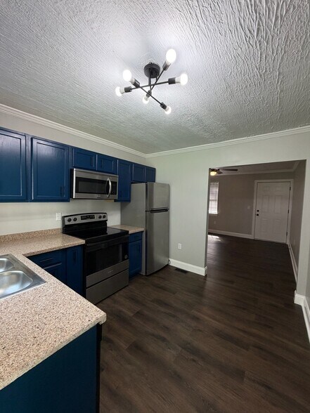 Building Photo - 5618 Madonna Cir
