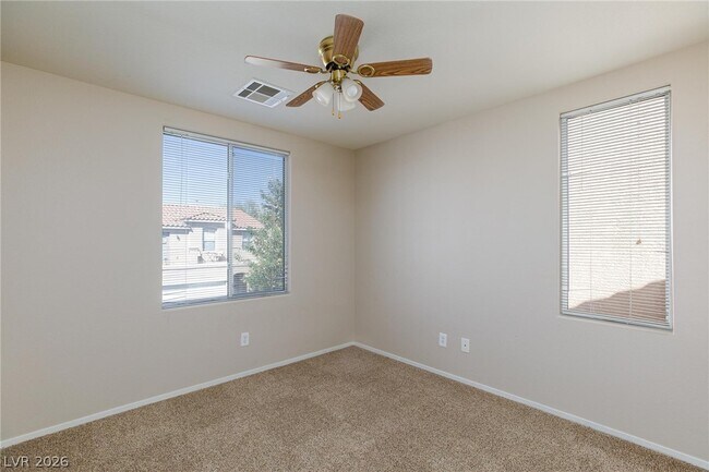 Building Photo - 10972 Scotch Rose St