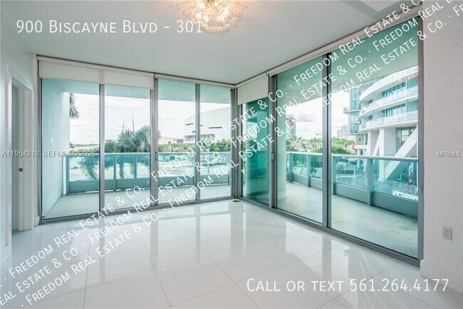 Building Photo - 900 Biscayne Blvd