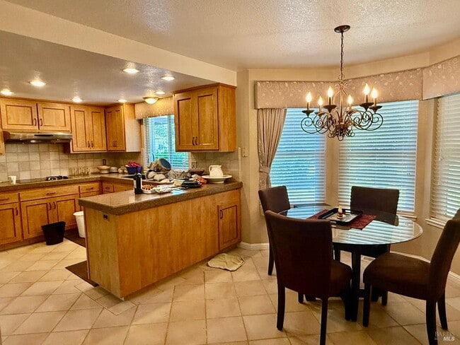 Building Photo - 976 Slate Dr