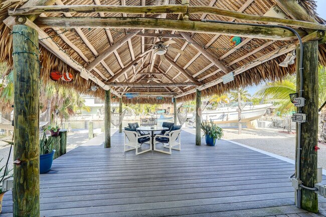 Building Photo - 157 Ocean Dr