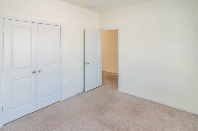 Building Photo - 101 Englenook Dr