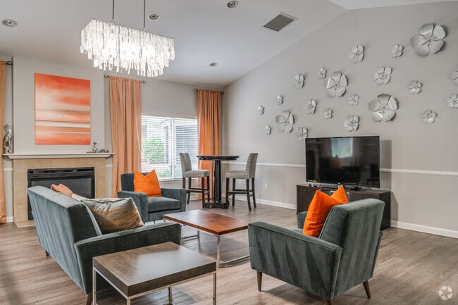 Clubhouse - Platte View Landing