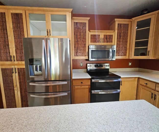 Building Photo - Ke Ali'i Ka  3/3 Bedrooms