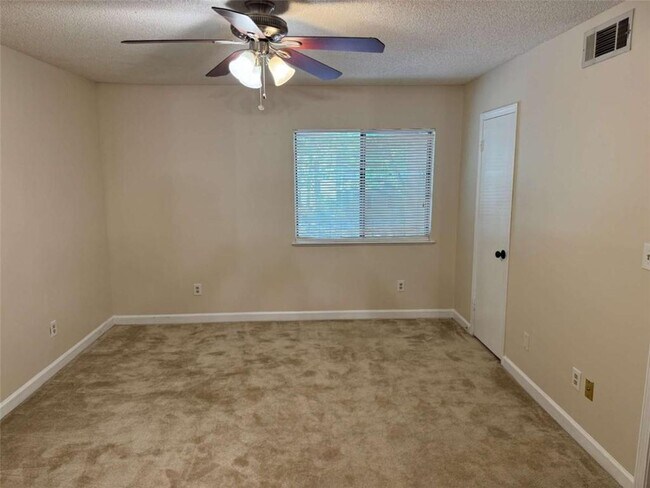 Building Photo - 5005 Wingate Way