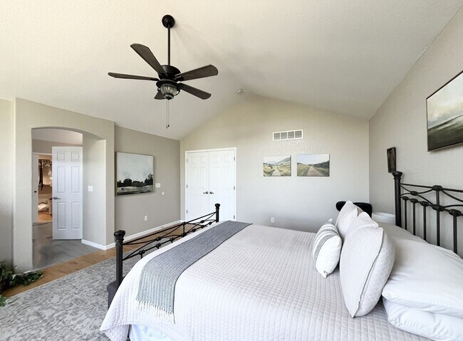 Building Photo - The Farm | 4,700+ Sq Ft, 5+ Bed/5 Bath, Cherry Creek Schools – Available August 1st