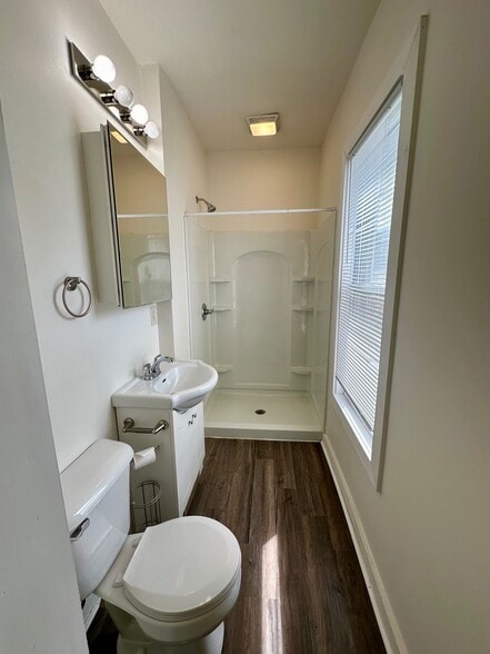 3/4 Bathroom - 227 N Humboldt Ave N