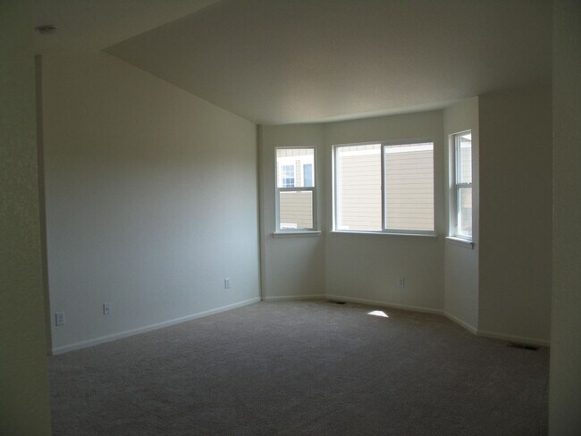 Building Photo - Gorgeous home available for rent