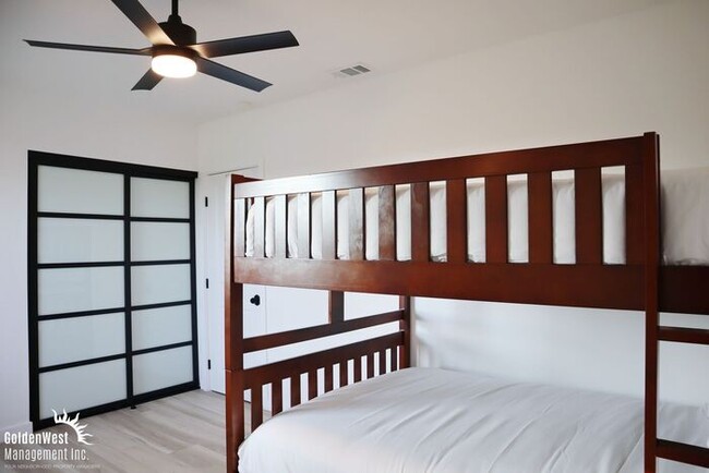 Building Photo - Stylish Updated 3Bdm 2Ba Upstairs Unit in the Heart of Old Town San Diego!