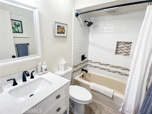 Building Photo - 6360 Moonstone Beach Dr