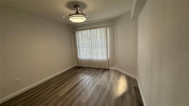 Building Photo - 850 S Tamiami Trl