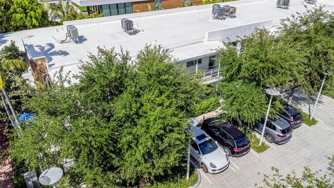 Building Photo - 2031 Meridian Ave