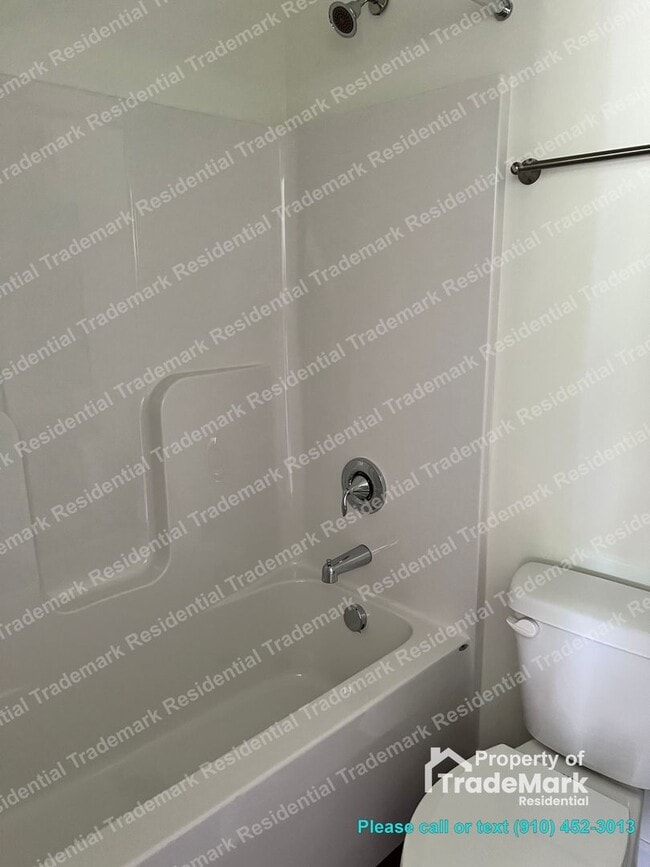 Building Photo - 111 Avondale Ave