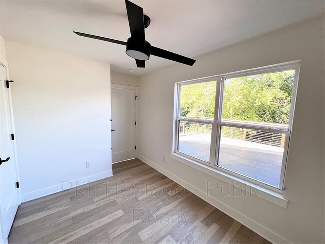 Building Photo - 610 N 6th St