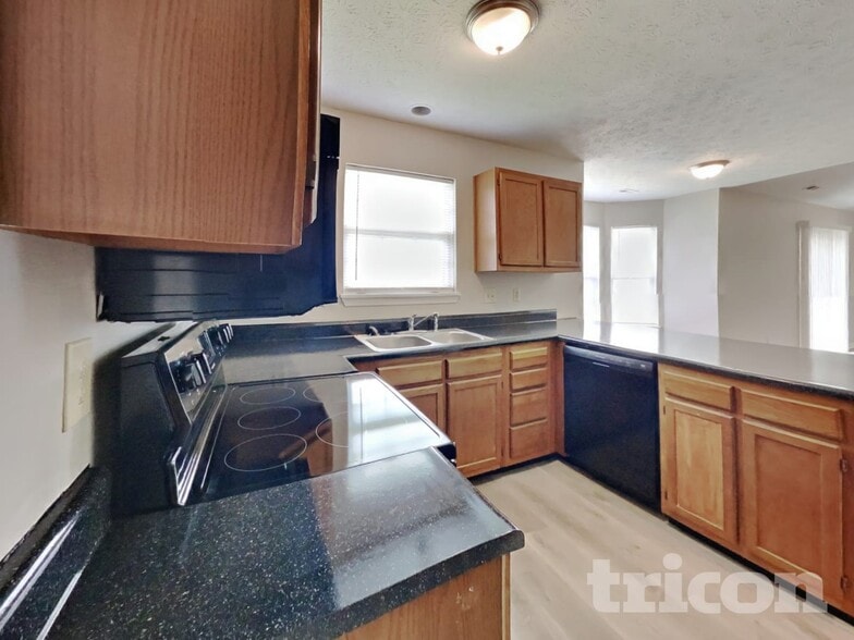 Building Photo - 1464 Rebecca Ln