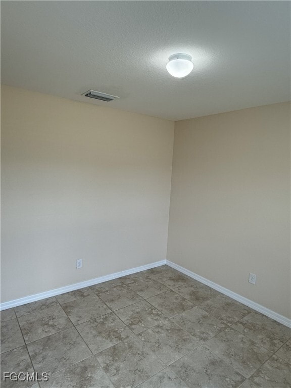 Building Photo - 2119 NE 6th Pl