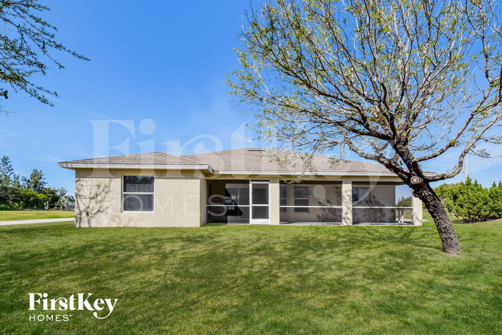 Building Photo - 2547 SW 3rd Pl