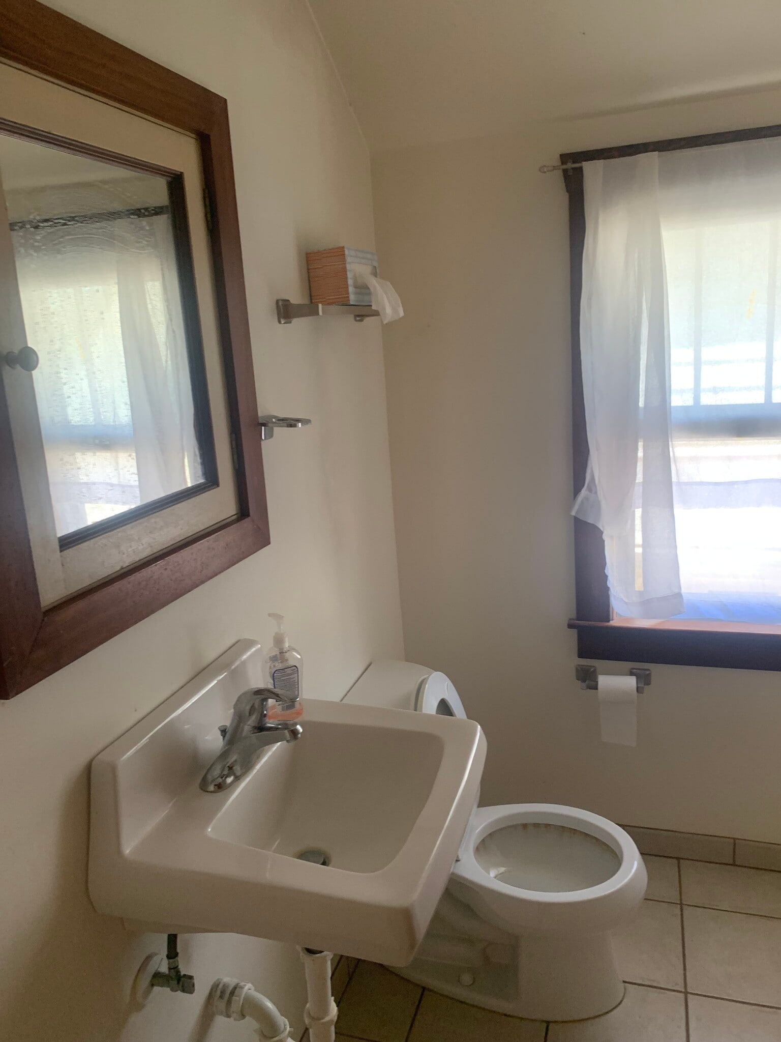 Bathroom - 619 S Orchard St