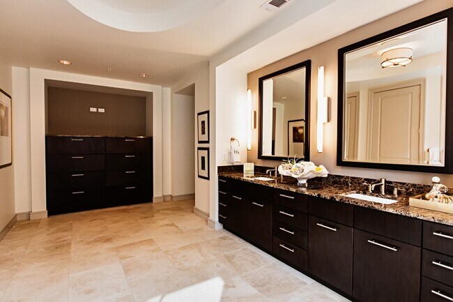 Building Photo - 5122 Morningside Dr