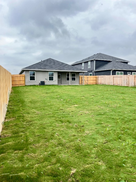 Building Photo - 264 Denali Dr