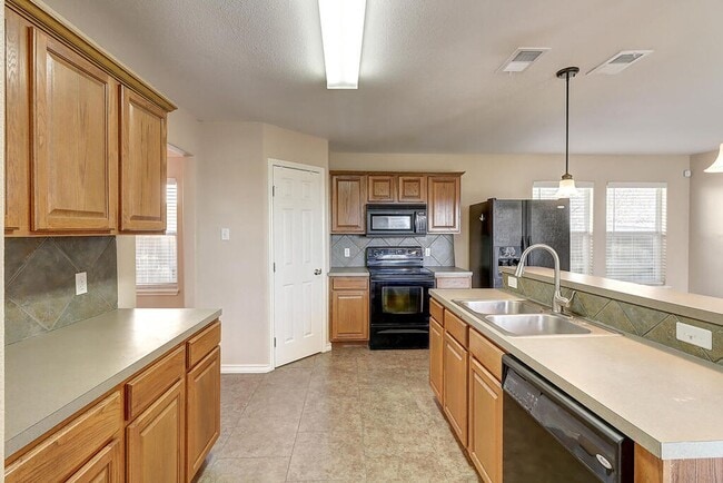 Building Photo - 2334 Mystic Star Dr