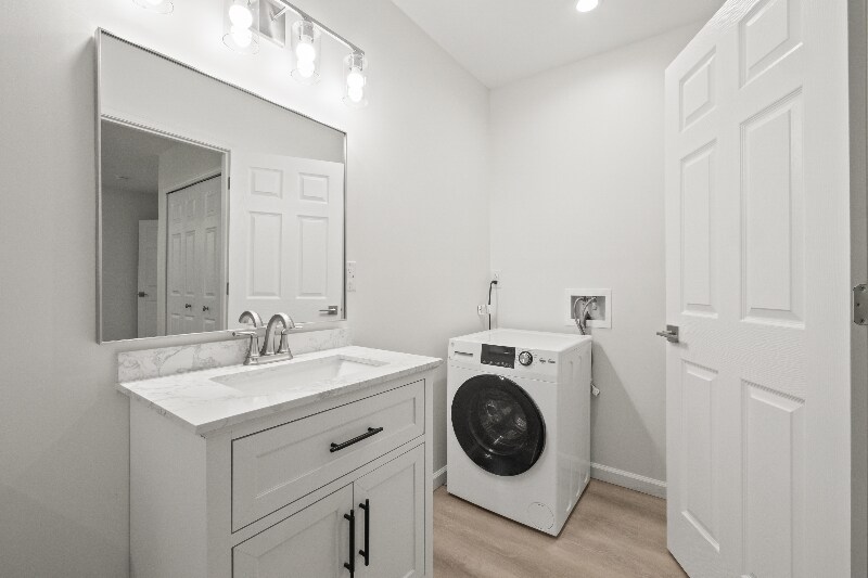 Building Photo - 34 Cross St