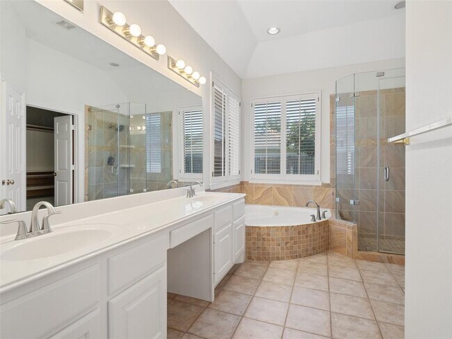 Building Photo - 23334 Fairbranch Dr