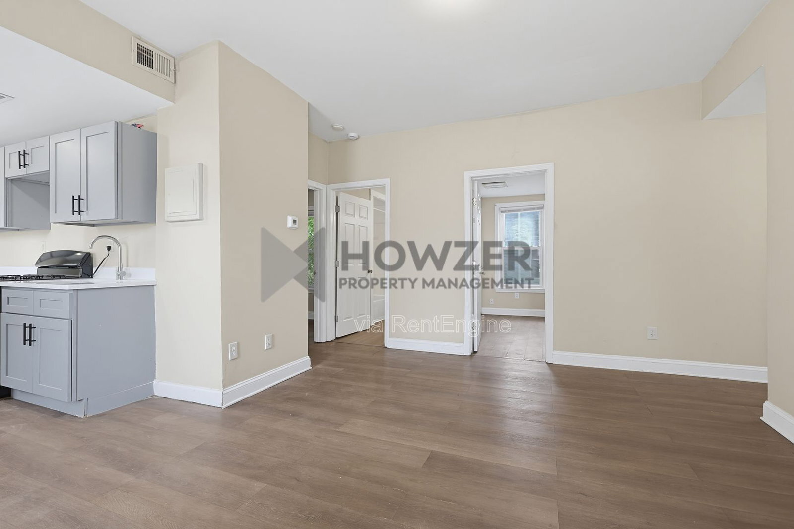 Building Photo - 14-18  Chester Avenue Unit 16