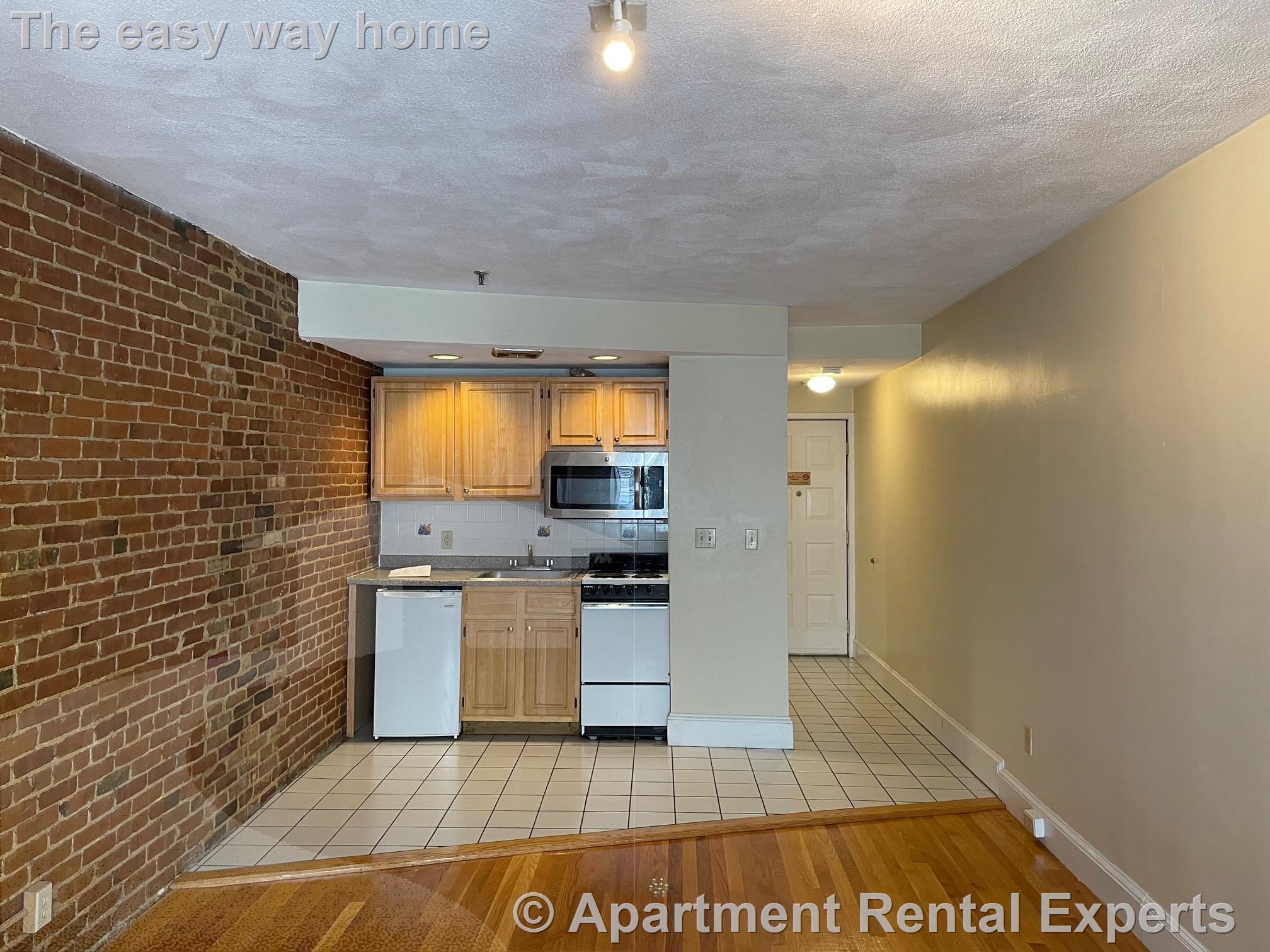 Building Photo - 12 Mt Auburn St