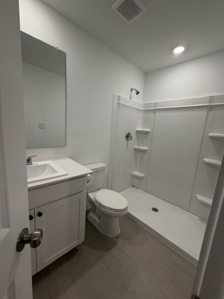 Building Photo - 12188 Steeplechase Dr